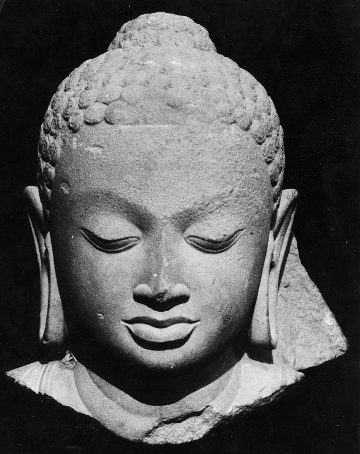 Bouddha en méditation (Sarnath, Inde)